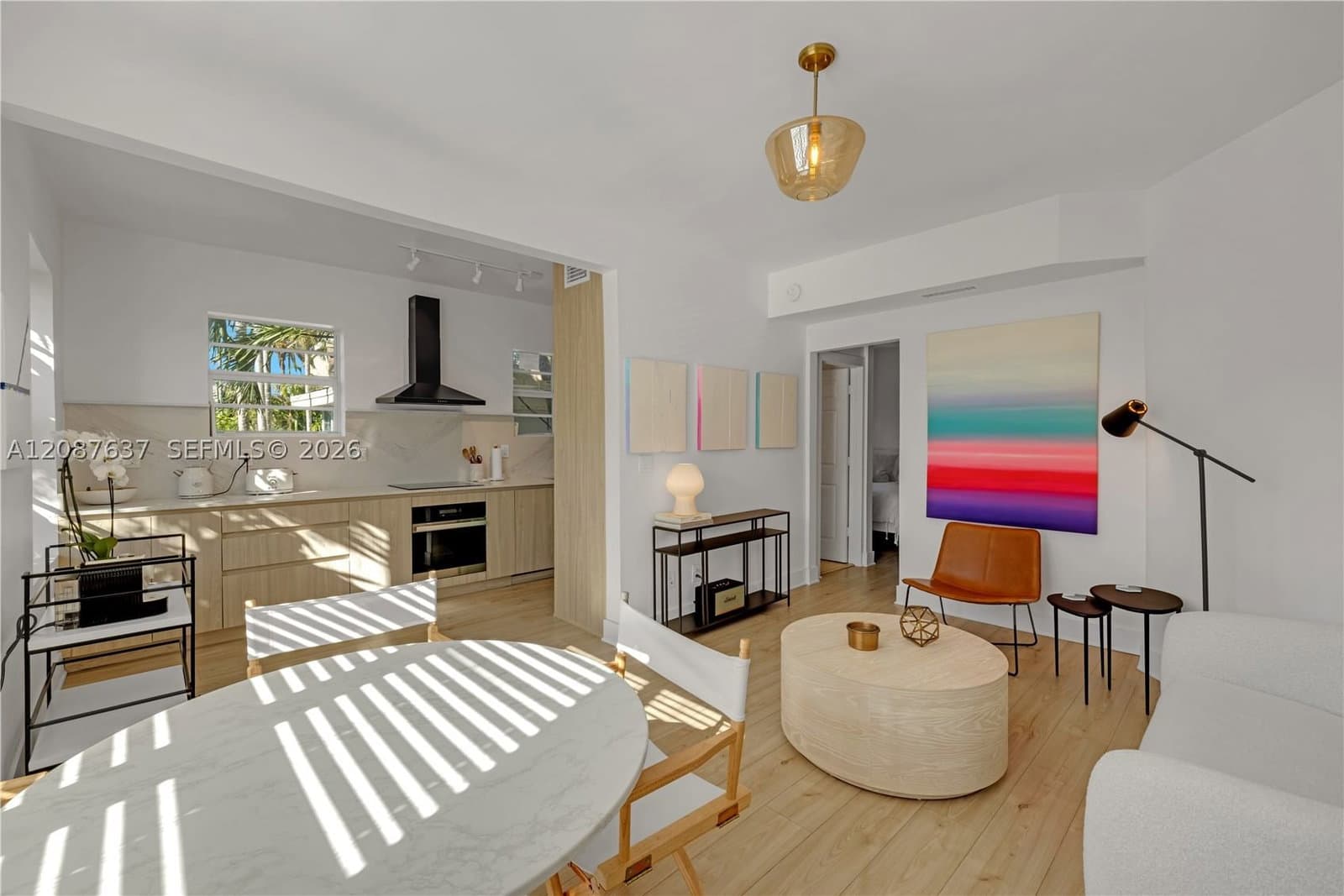 1+1 Condo — 4812 Pine Tree Dr #209, Miami Beach, FL 33140