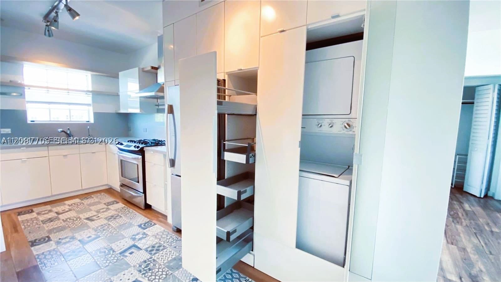 1+1 Condo — 8620 Byron Ave #86208A, Miami Beach, FL 33141