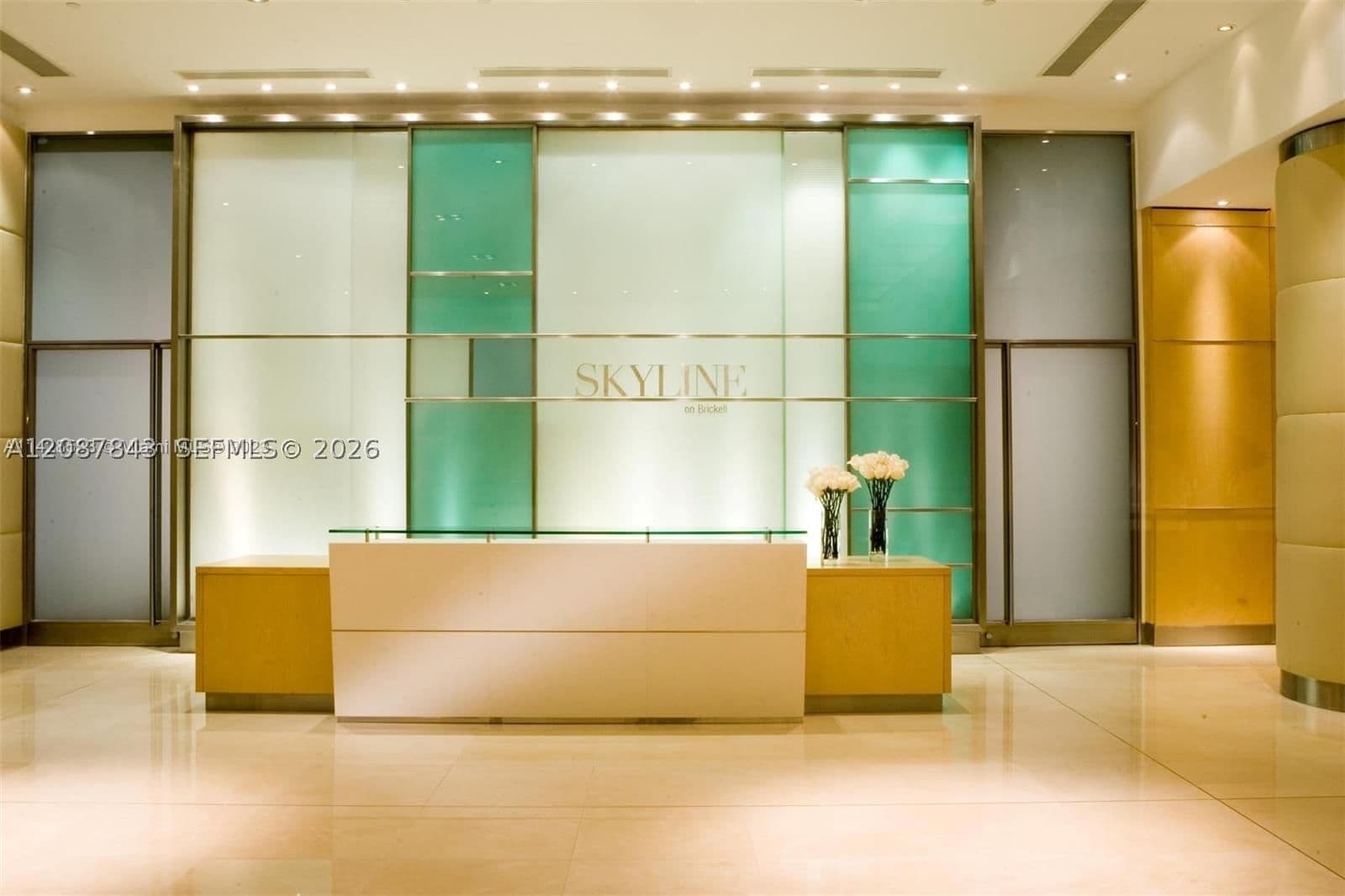 1-bedroom Condo — 2101 Brickell Ave #1002, Miami, FL 33129