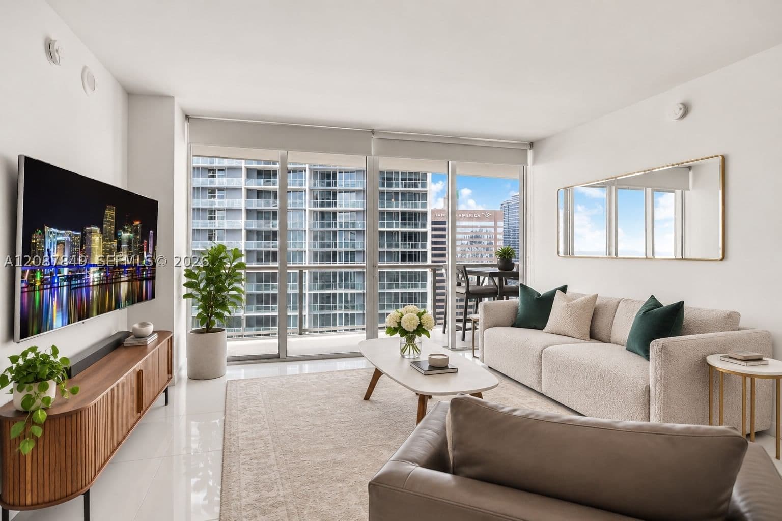 2+1 Condo — 475 Brickell Ave #3609, Miami, FL 33131