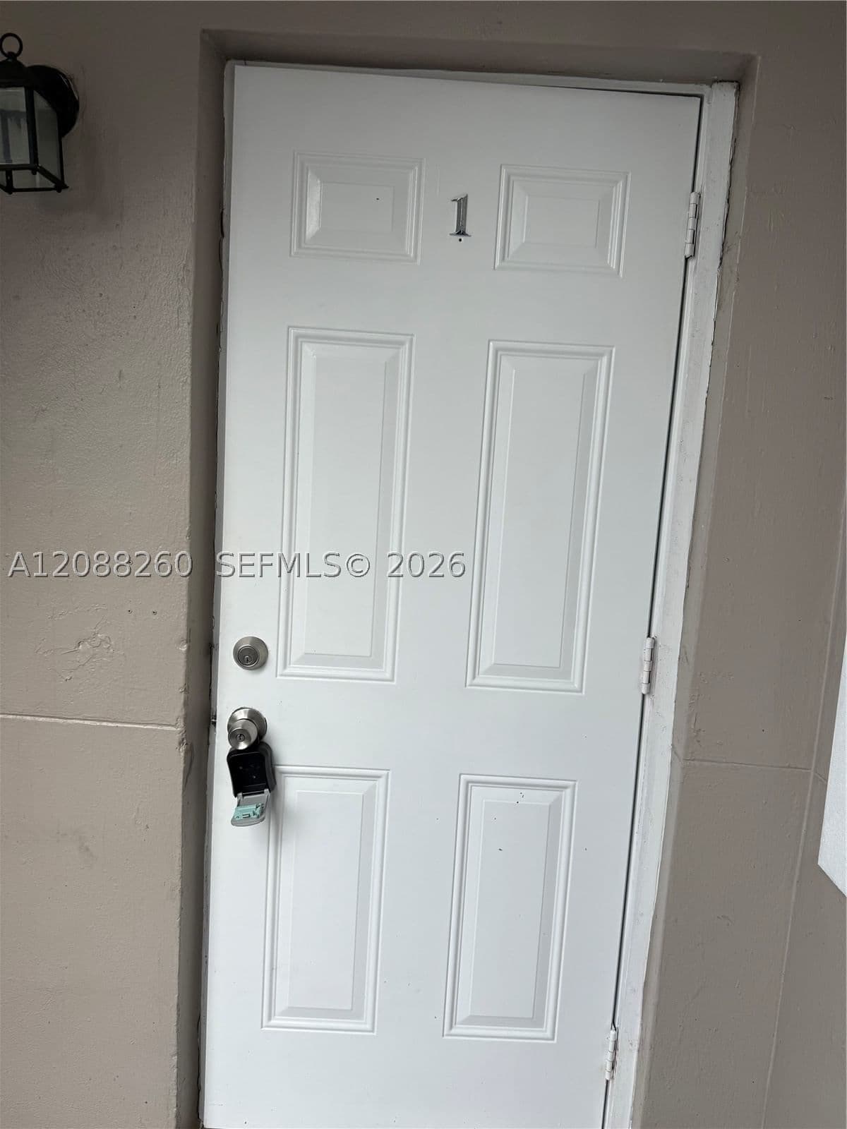 1+1 Mülk — 172 12th St #1, Miami, FL 33136
