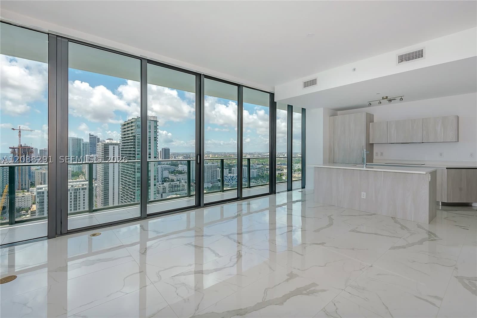 4+1 Condo — 480 31st St #3201, Miami, FL 33137