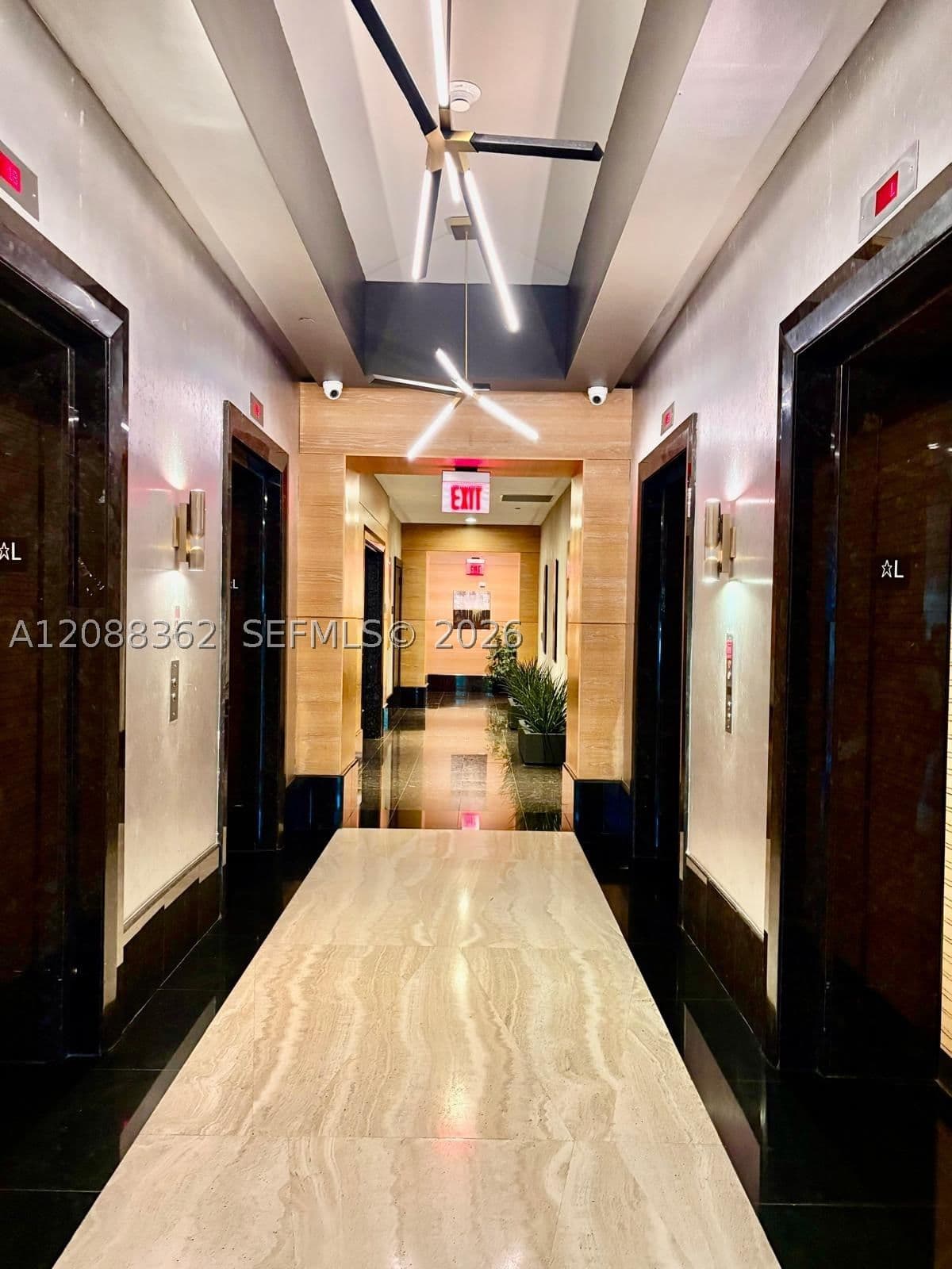 2+1 Condo — 950 Brickell Bay Dr #4505, Miami, FL 33131