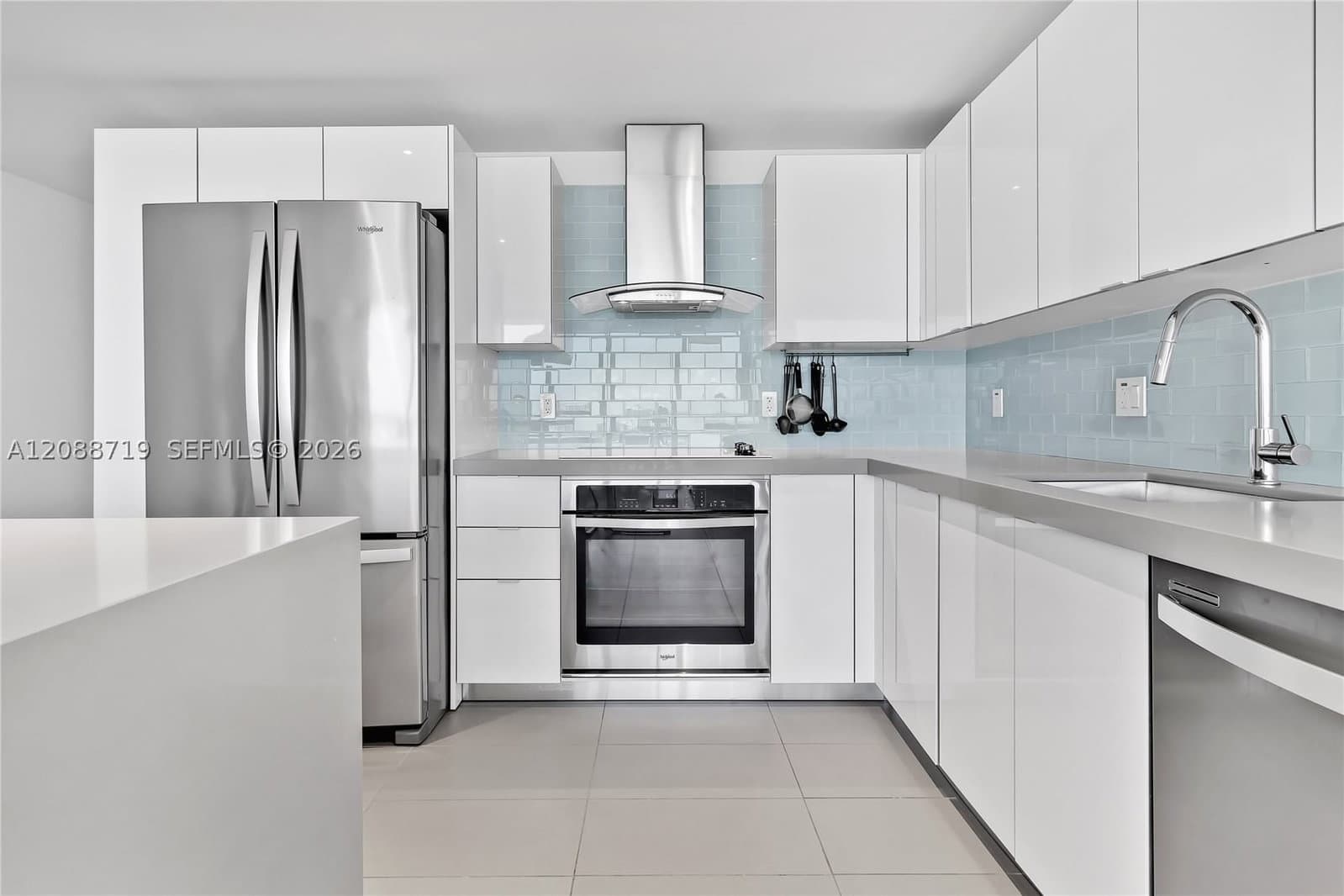 2+1 Condo — 1600 1st Ave #2016, Miami, FL 33132