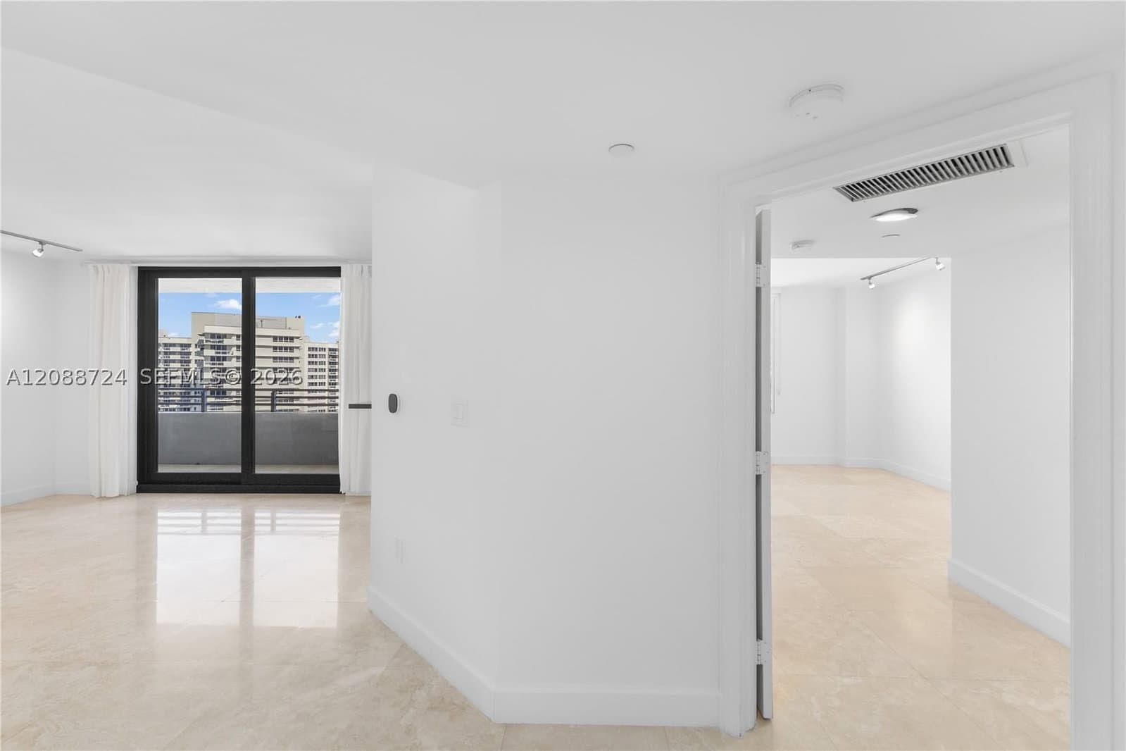 2+1 Condo — 1330 West Ave #1111, Miami Beach, FL 33139