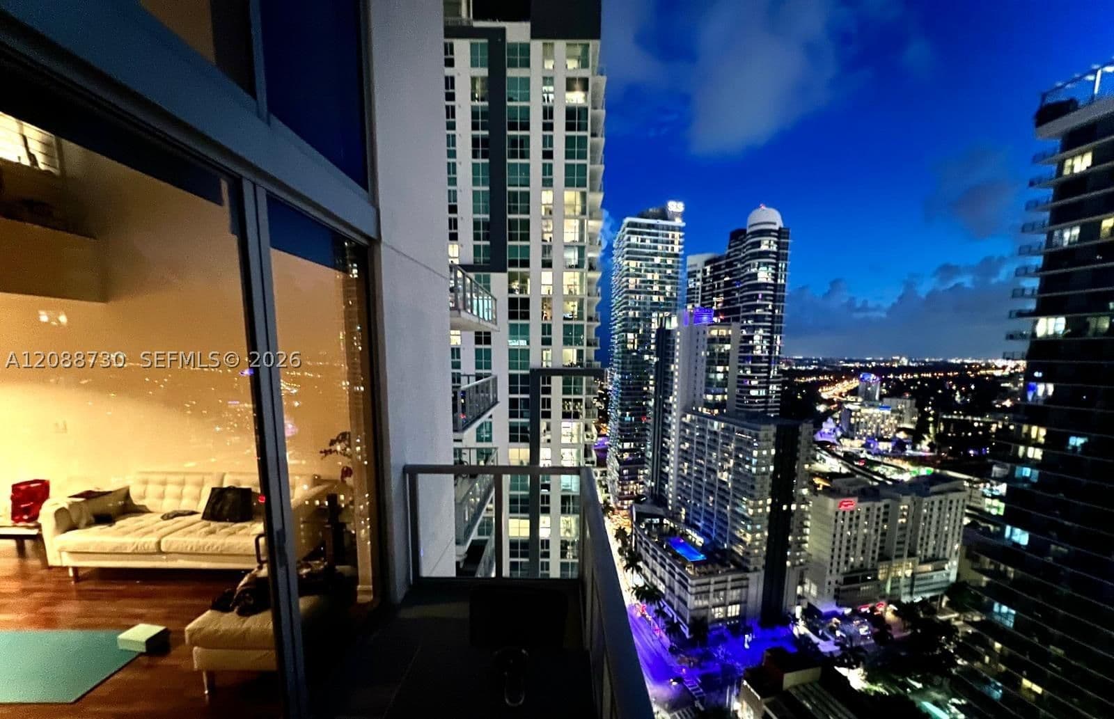 1+1 Condo — 1050 Brickell Ave #3216, Miami, FL 33131