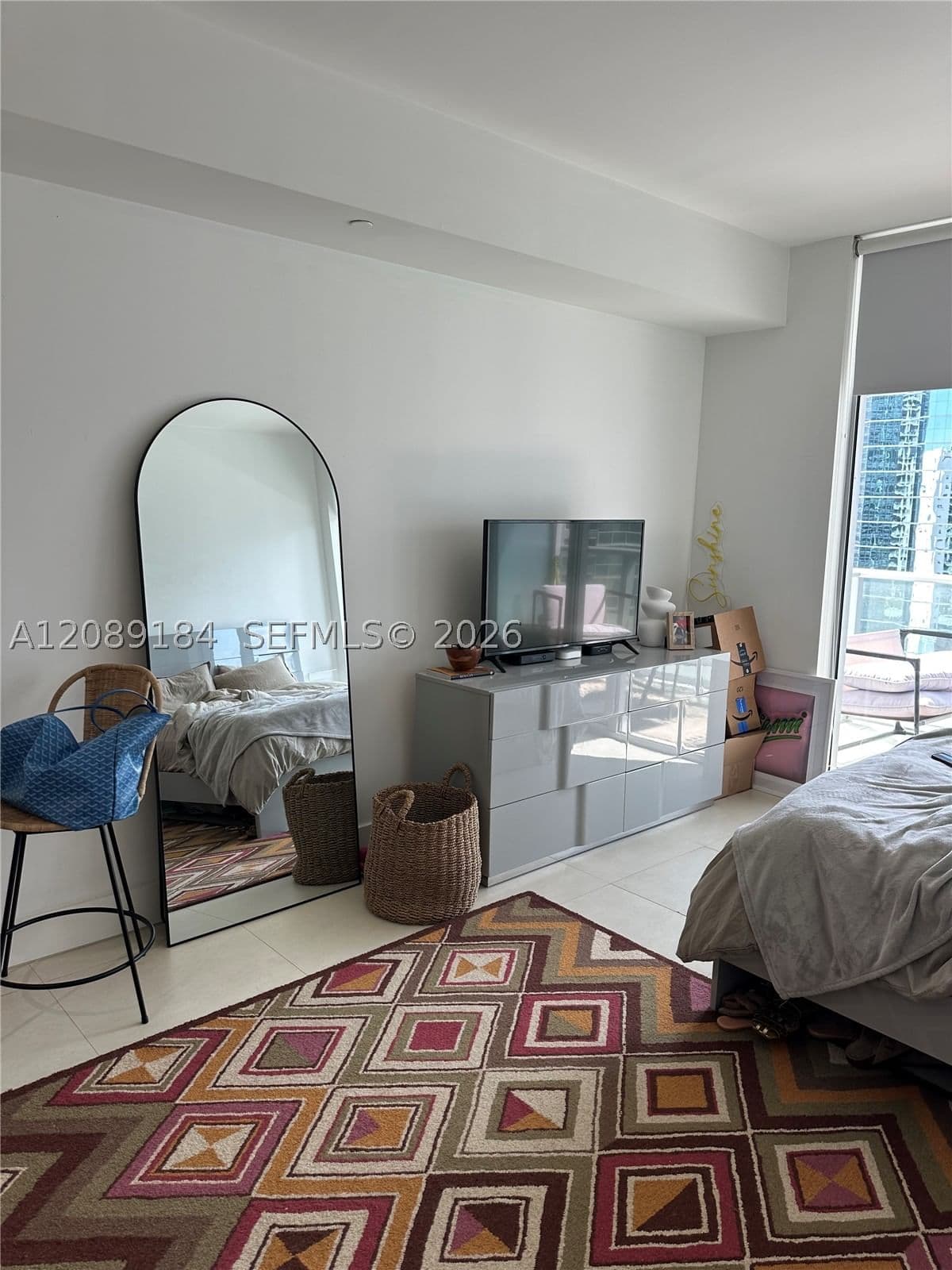 Condo — 1300 Brickell Bay Dr #2213, Miami, FL 33131