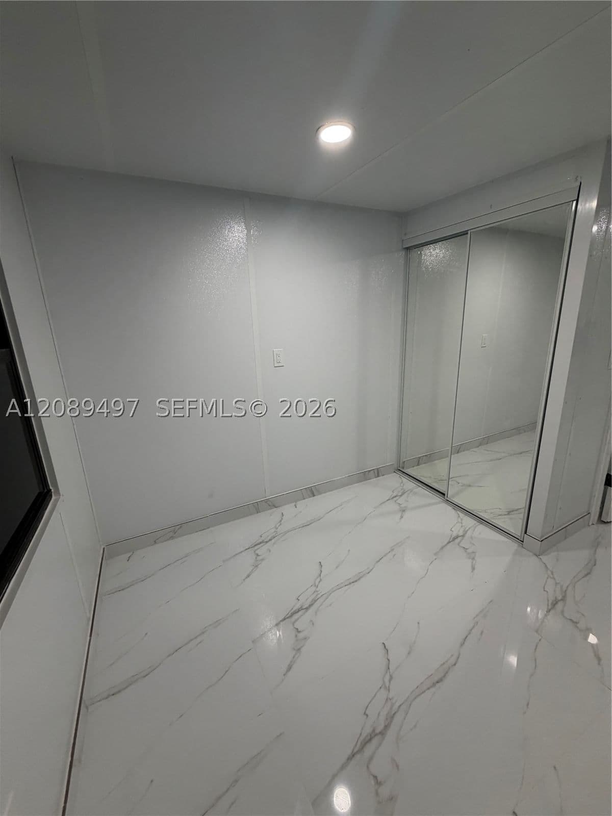 3+1 Mülk — 11060 221st Ter #b, Miami, FL 33170