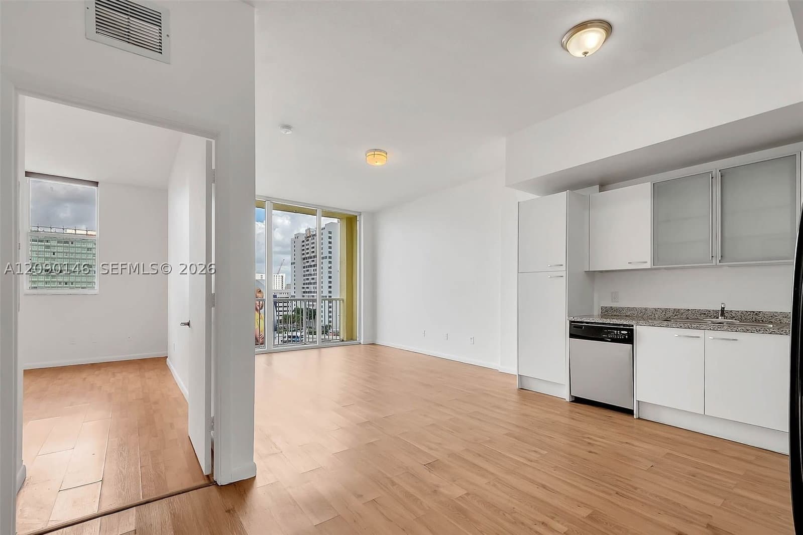 1+1 Condo — 1350 8th Ct #B-7, Miami, FL 33136