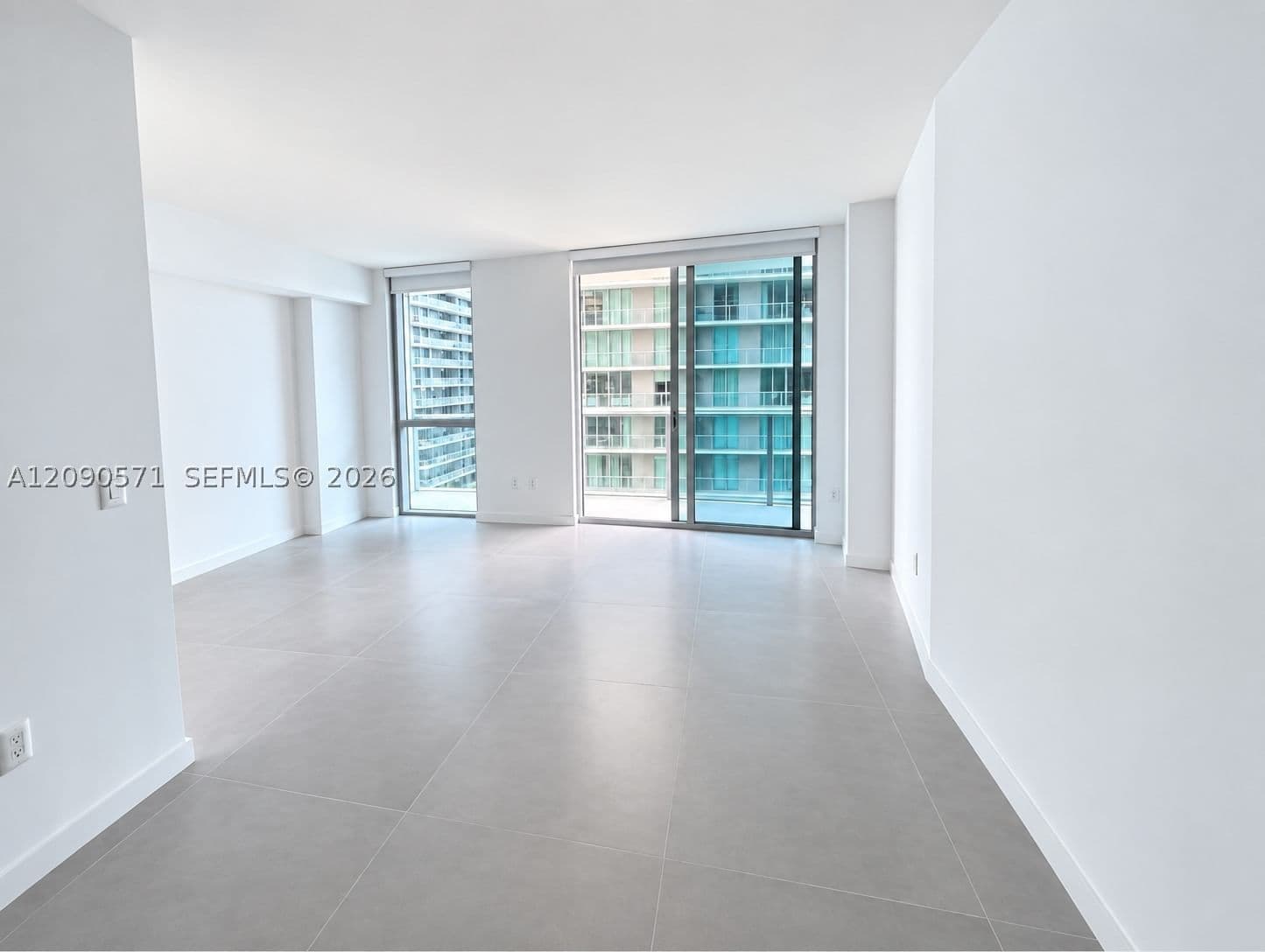 Condo — 1100 Miami Ave #1406, Miami, FL 33130