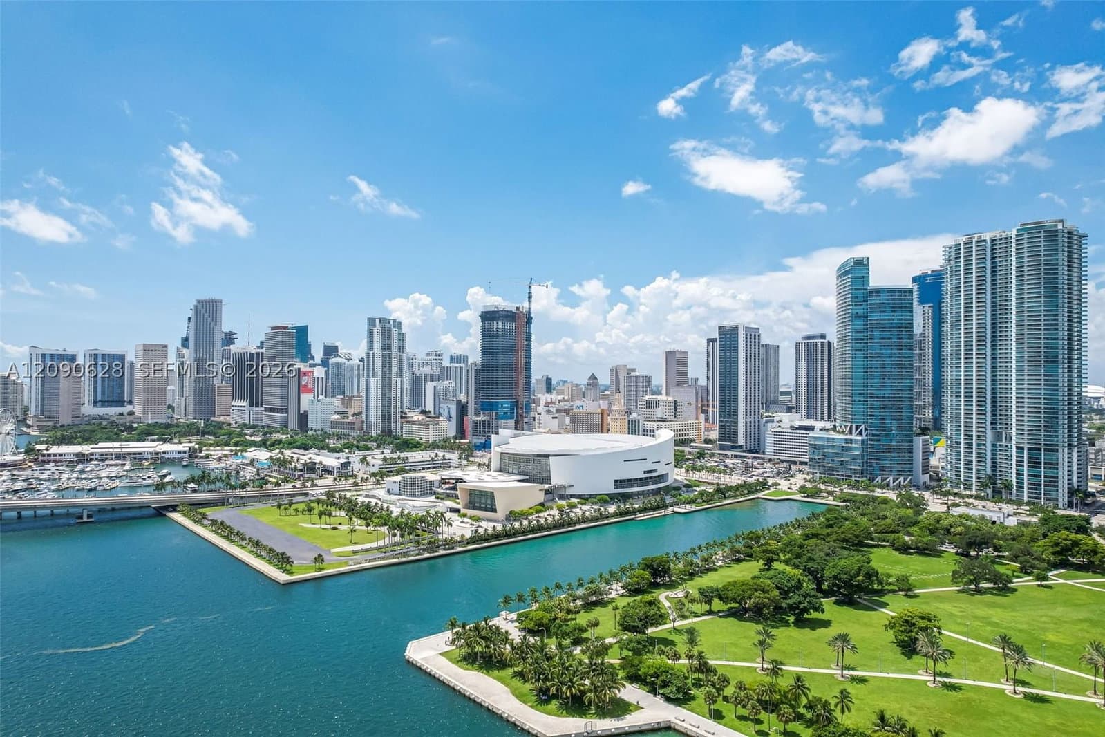 2+1 Condo — 900 Biscayne Blvd #4412, Miami, FL 33132