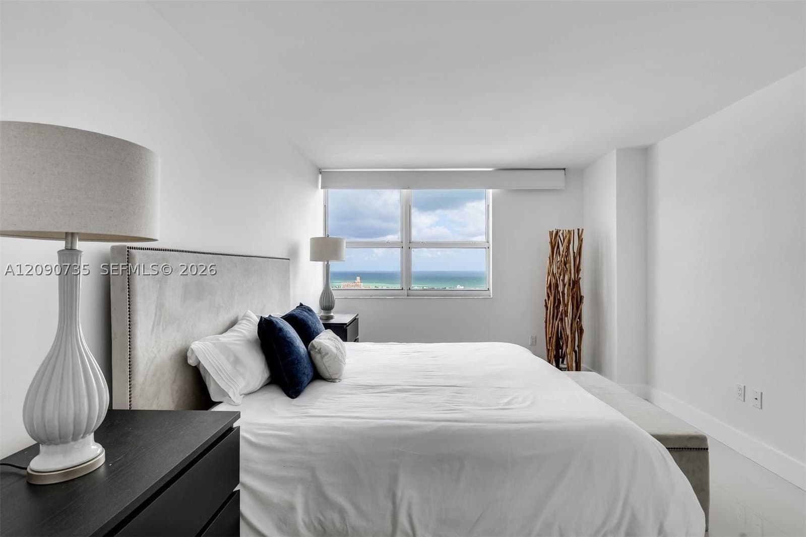 2+1 Condo — 650 west ave #2710, Miami Beach, FL 33139