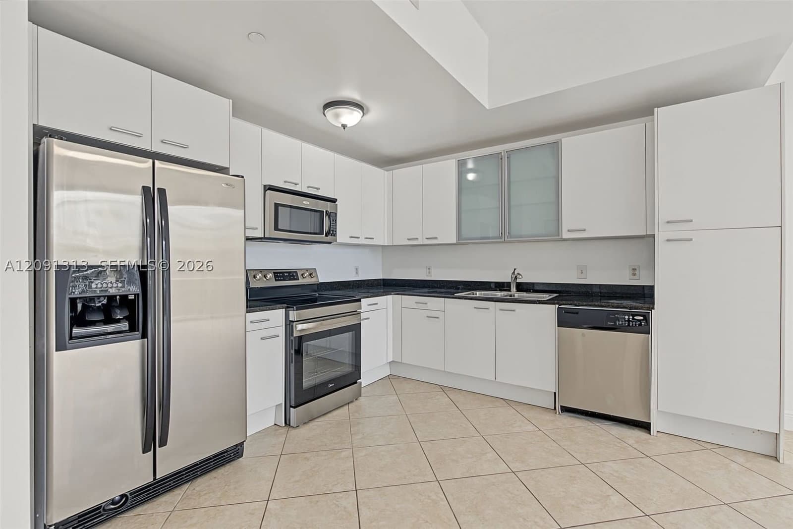 1+1 Condo — 1350 8th Ct #A4 (206), Miami, FL 33136