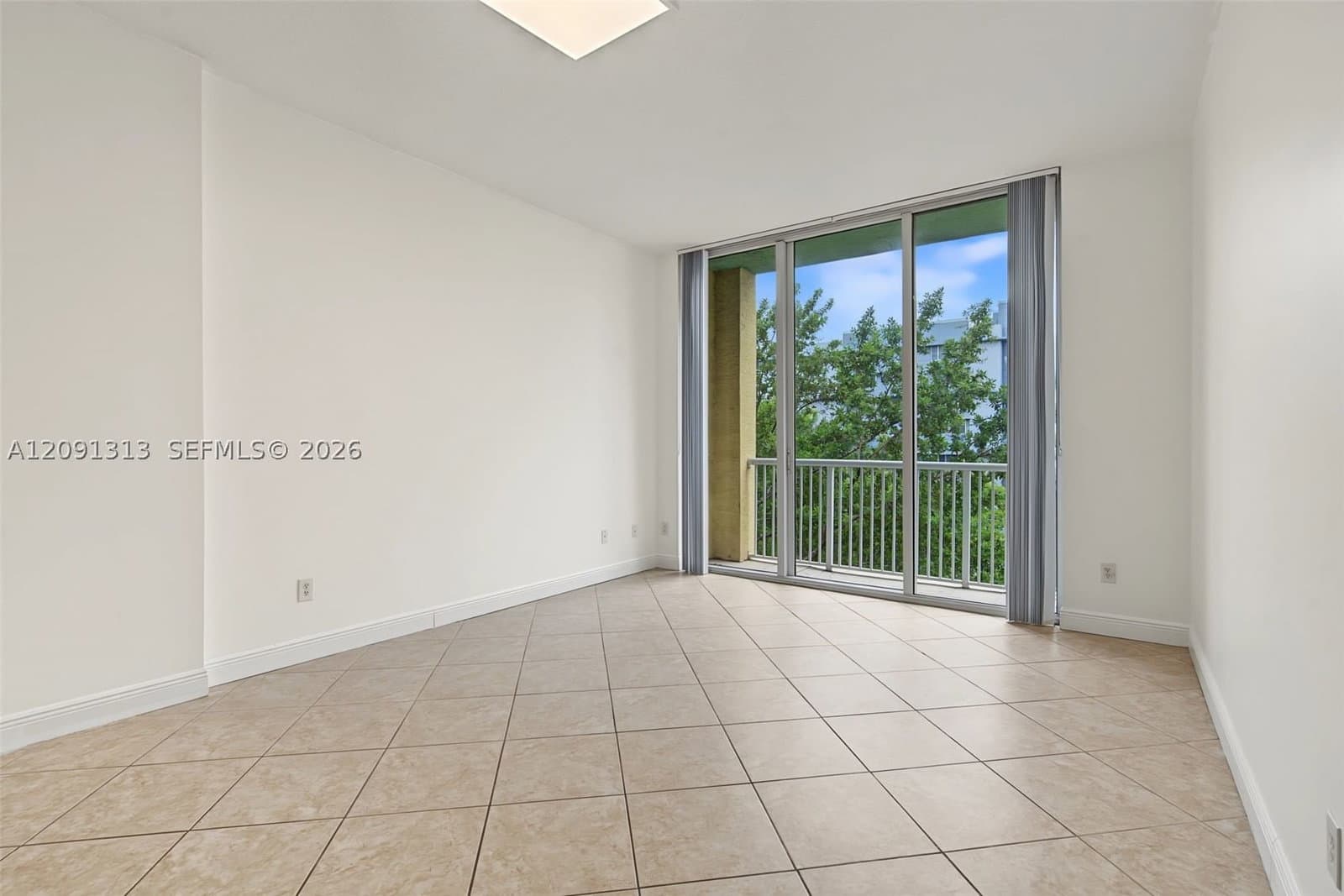 1+1 Condo — 1350 8th Ct #A4 (206), Miami, FL 33136