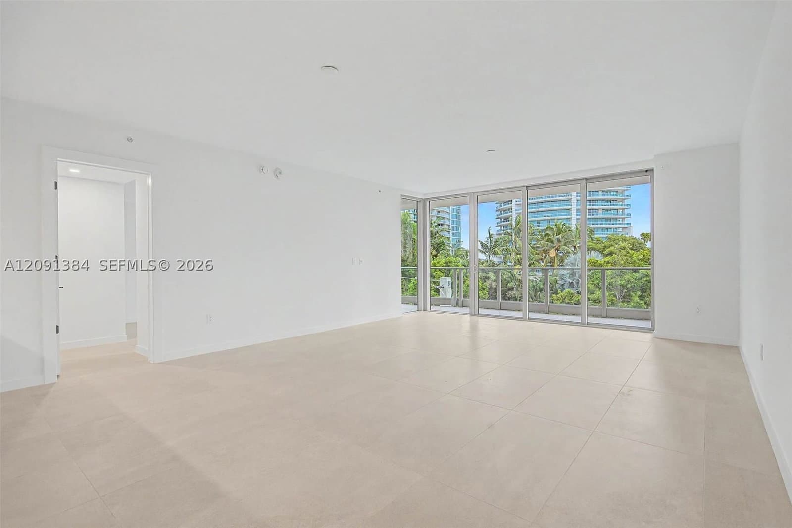 3-bedroom Condo — 2200 Brickell Avenue #405, Miami, FL 33129