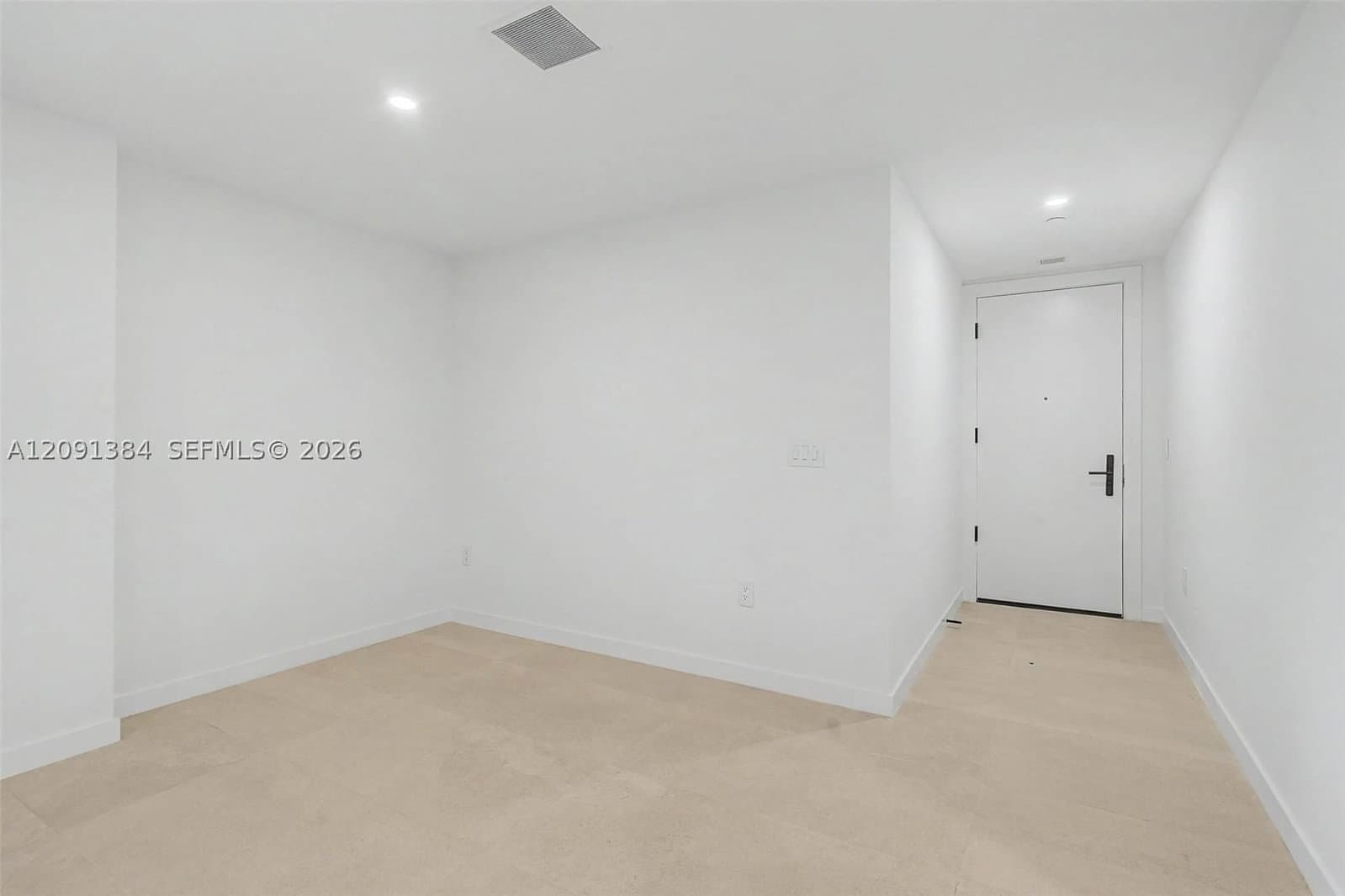 3-bedroom Condo — 2200 Brickell Avenue #405, Miami, FL 33129