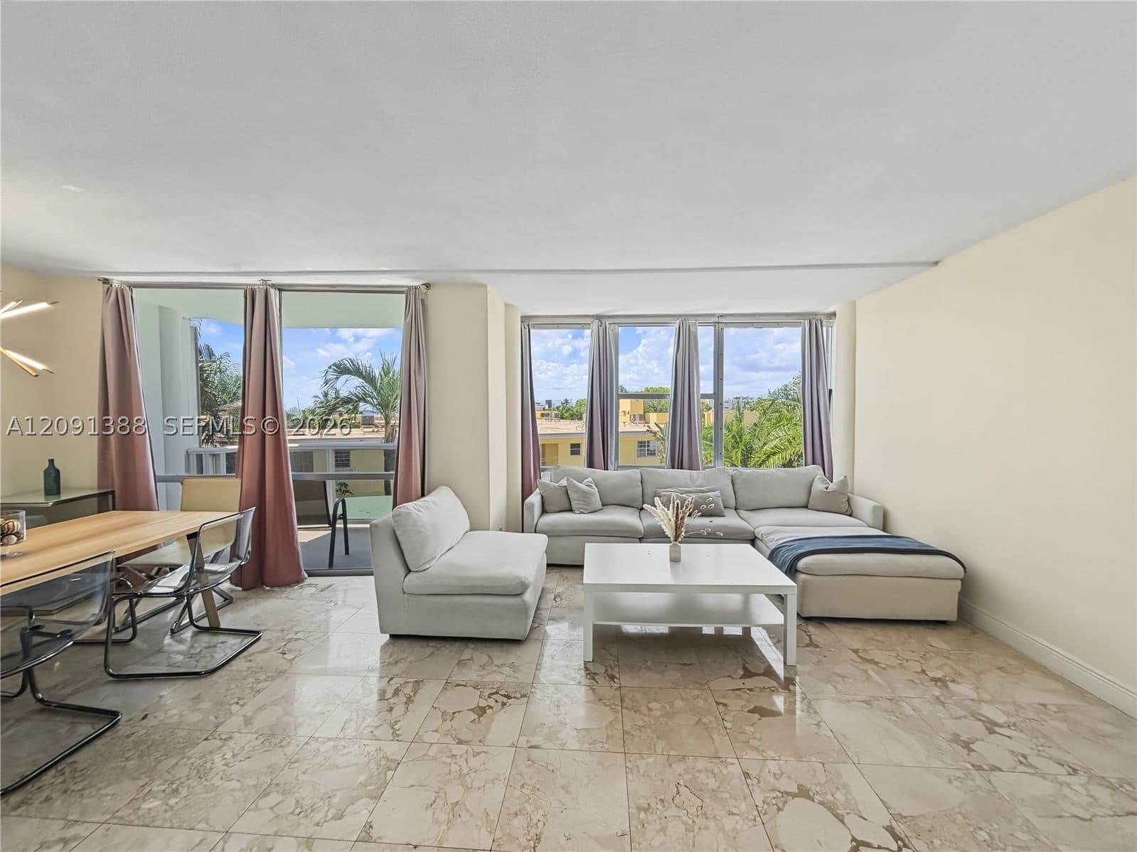 1-bedroom Condo — 900 Bay Dr #221, Miami Beach, FL 33141
