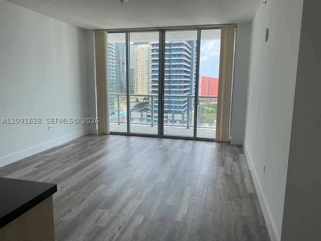2+1 Condo — 79 12th St #2403-S, Miami, FL 33130