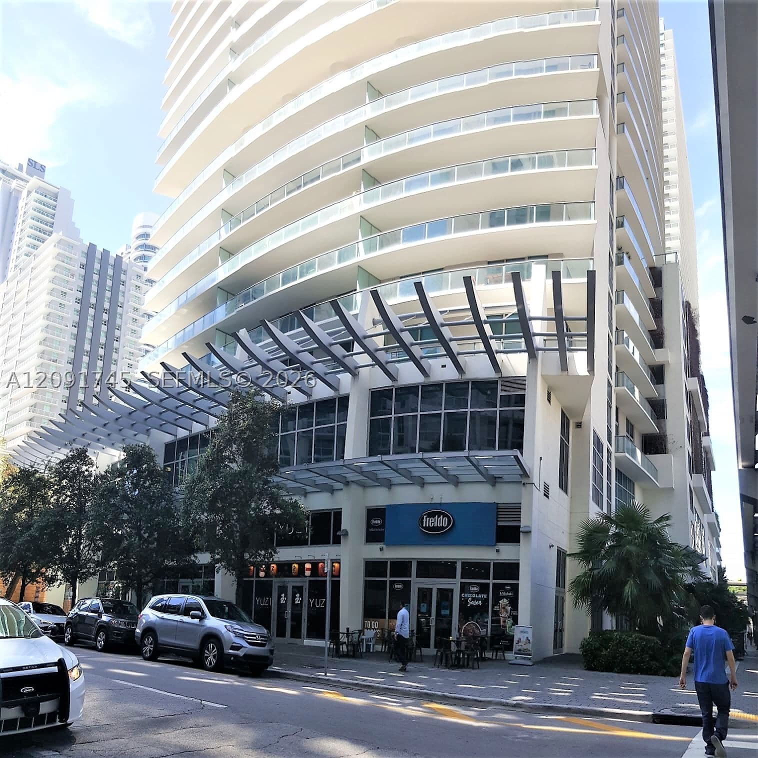 Condo — 1100 Miami Ave #1906, Miami, FL 33130