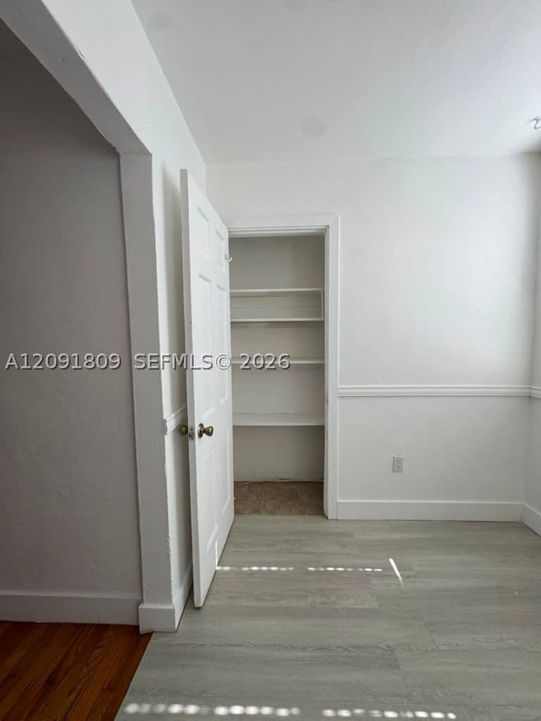 2+1 Daire — 15 Sidonia Ave #2, Coral Gables, FL 33134