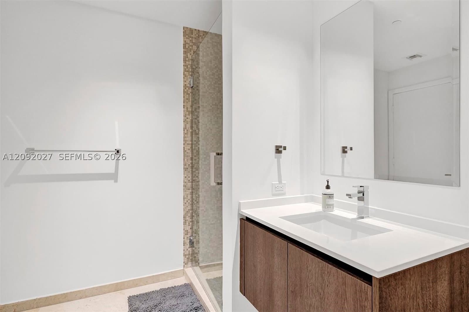2+1 Condo — 88 7th St #910, Miami, FL 33130