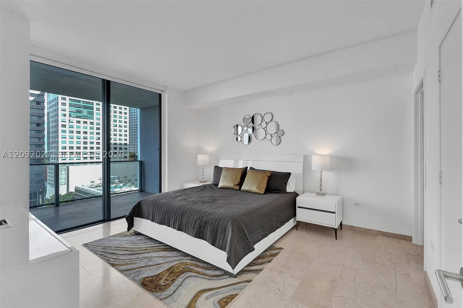 2+1 Condo — 88 7th St #910, Miami, FL 33130