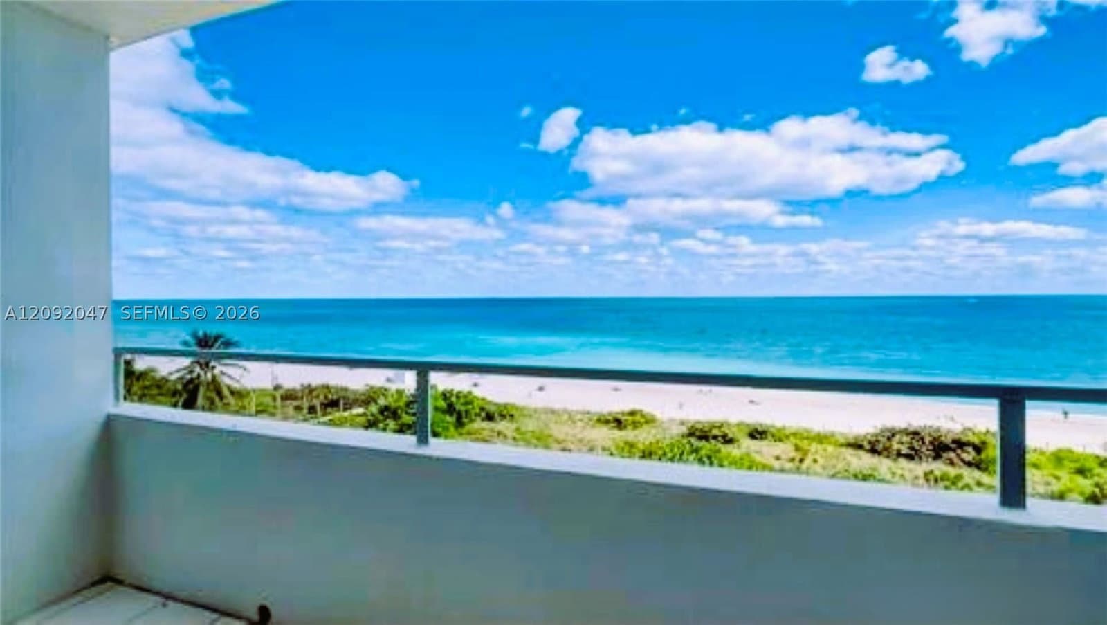 1+1 Condo — 5555 Collins Ave #7P, Miami Beach, FL 33140