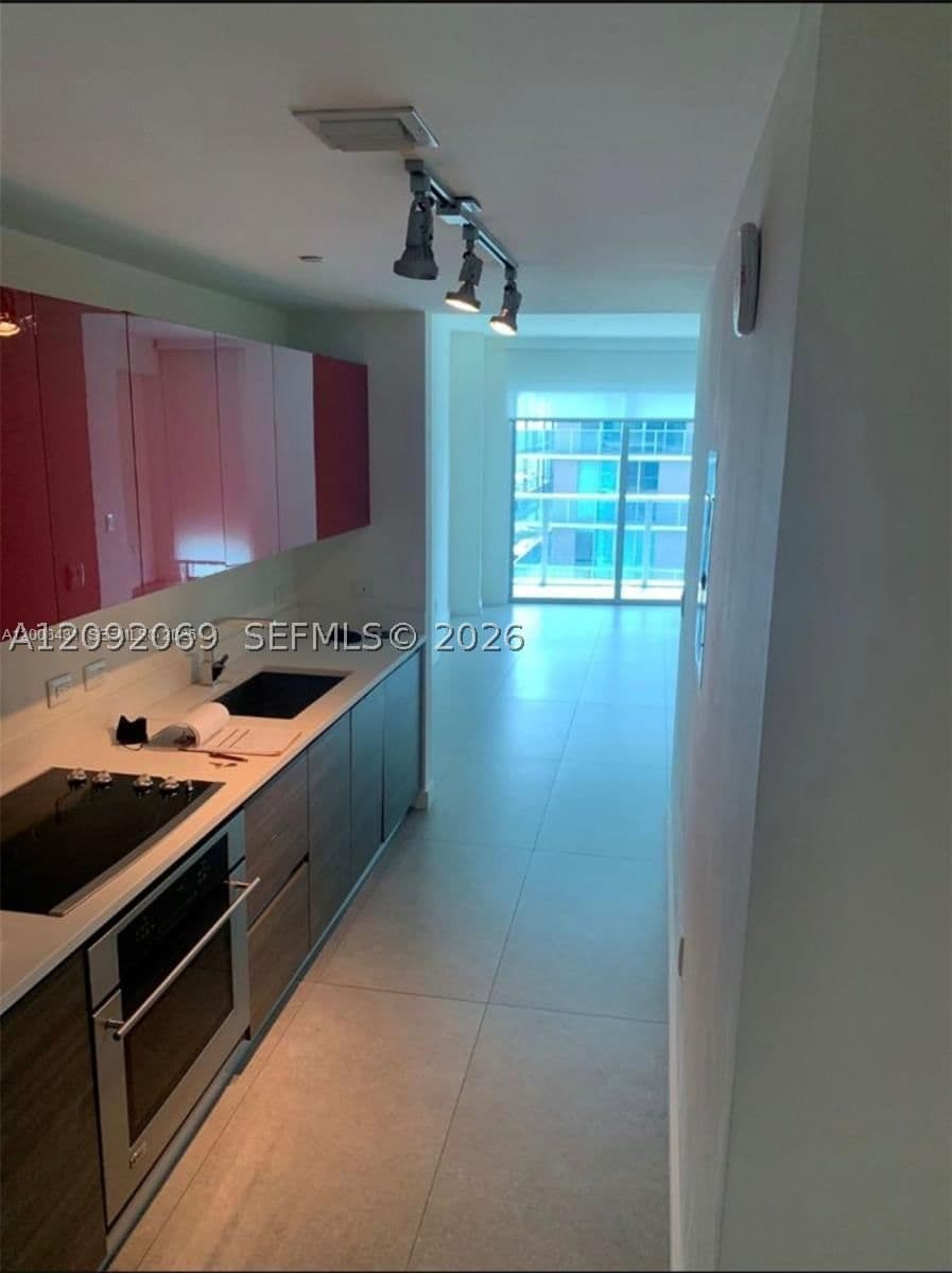Condo — 1100 Miami Ave #3705, Miami, FL 33130