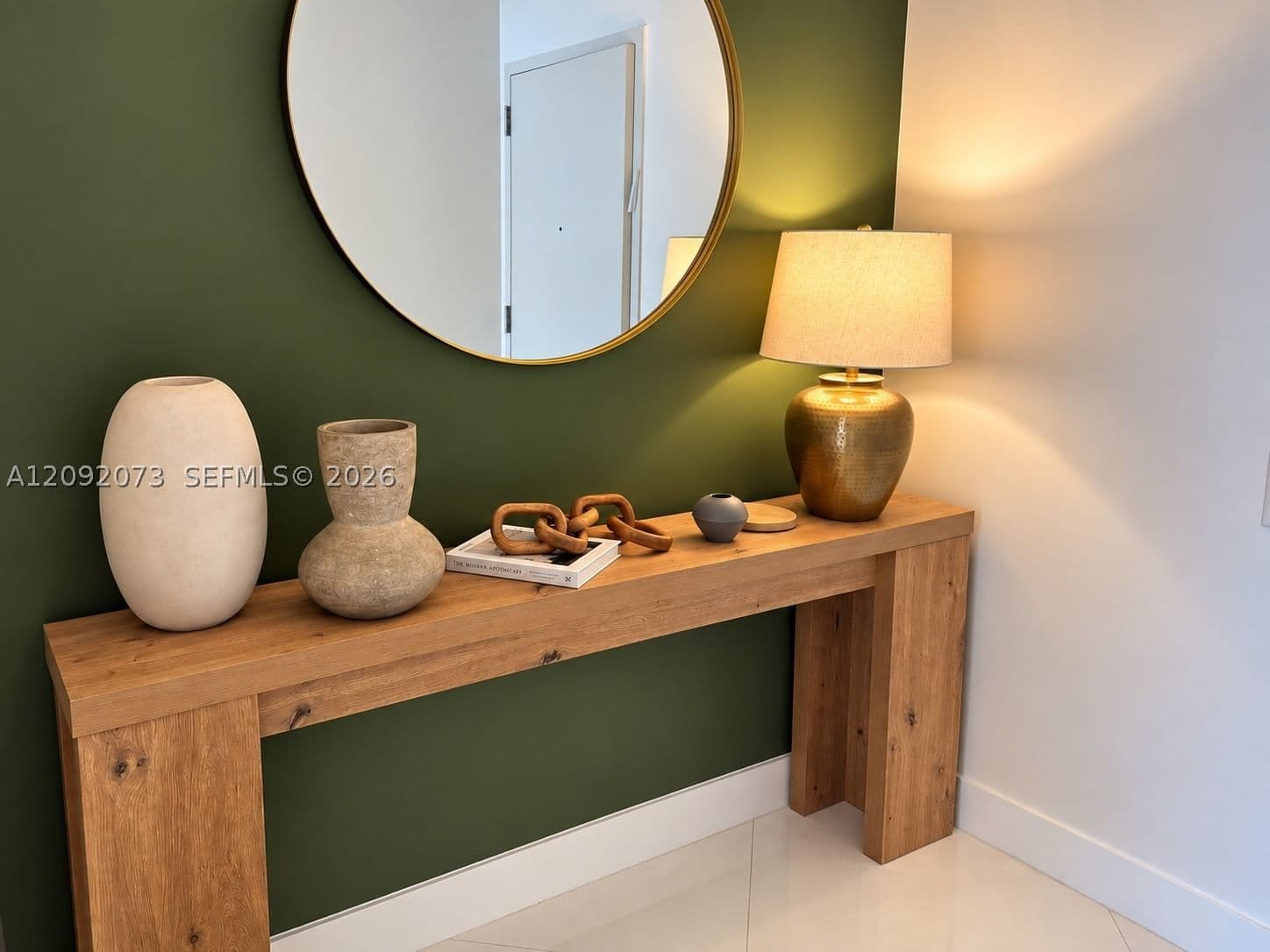 1-bedroom Condo — 1300 Brickell Bay Dr #801, Miami, FL 33131