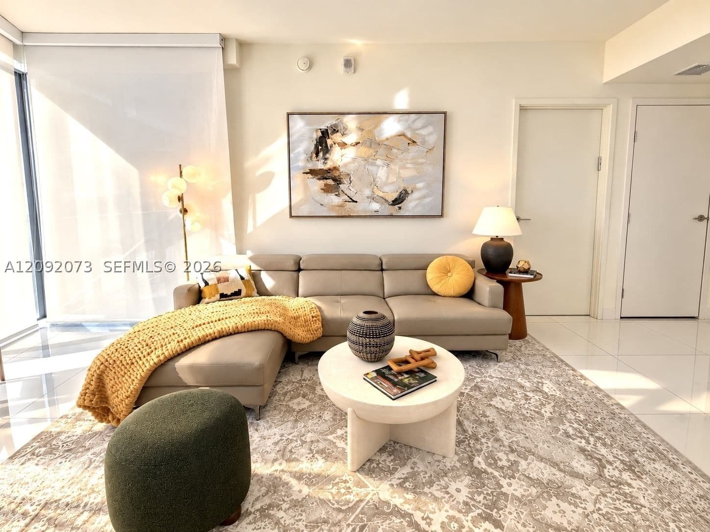 1-bedroom Condo — 1300 Brickell Bay Dr #801, Miami, FL 33131