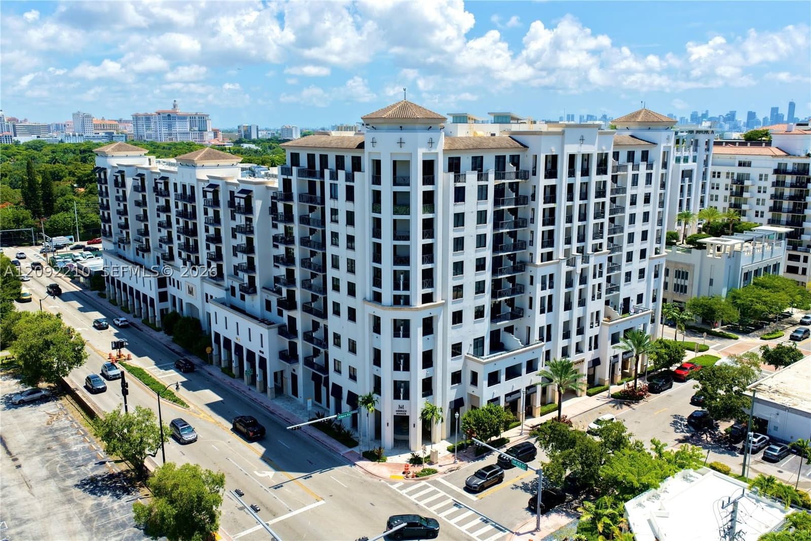 1-bedroom Condo — 301 Altara Ave #418, Coral Gables, FL 33146