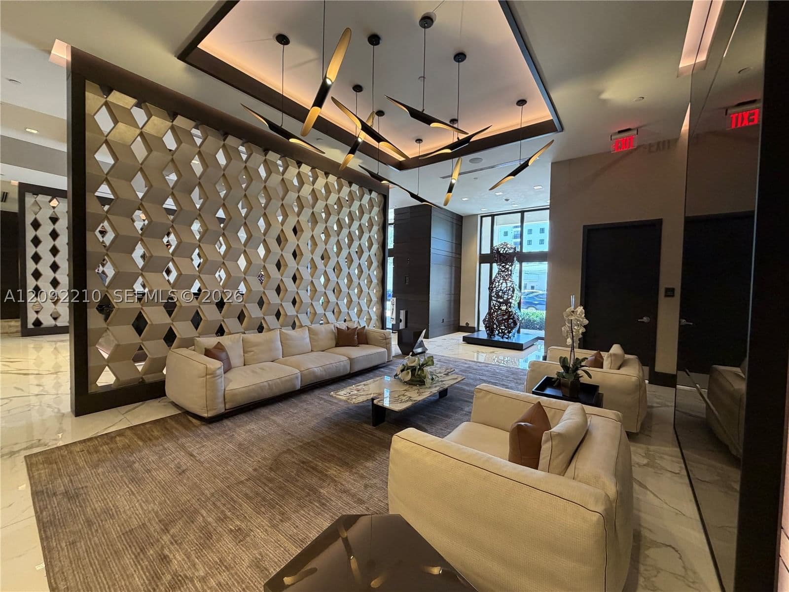 1-bedroom Condo — 301 Altara Ave #418, Coral Gables, FL 33146