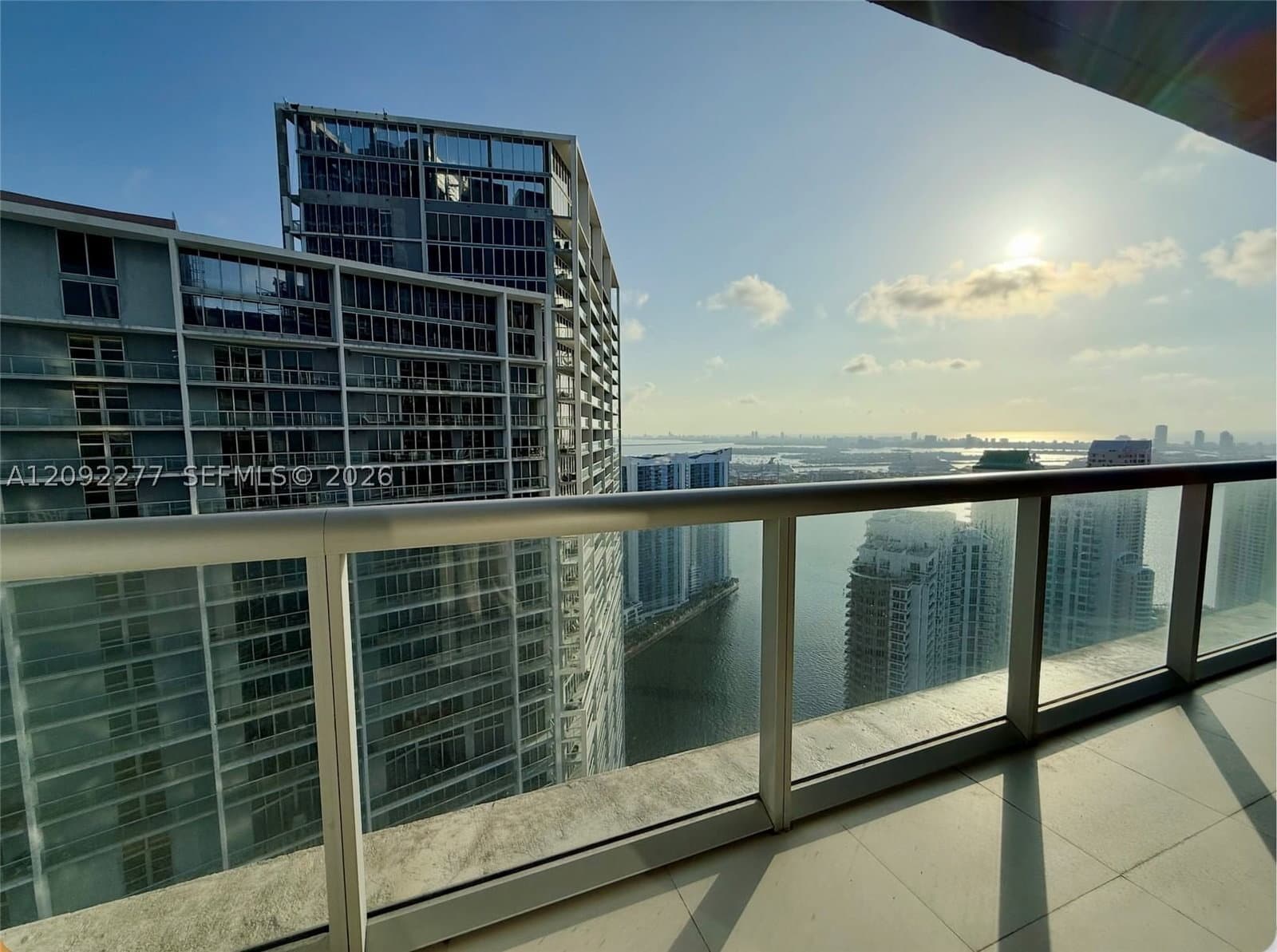 1+1 Condo — 495 Brickell Ave #5106, Miami, FL 33131