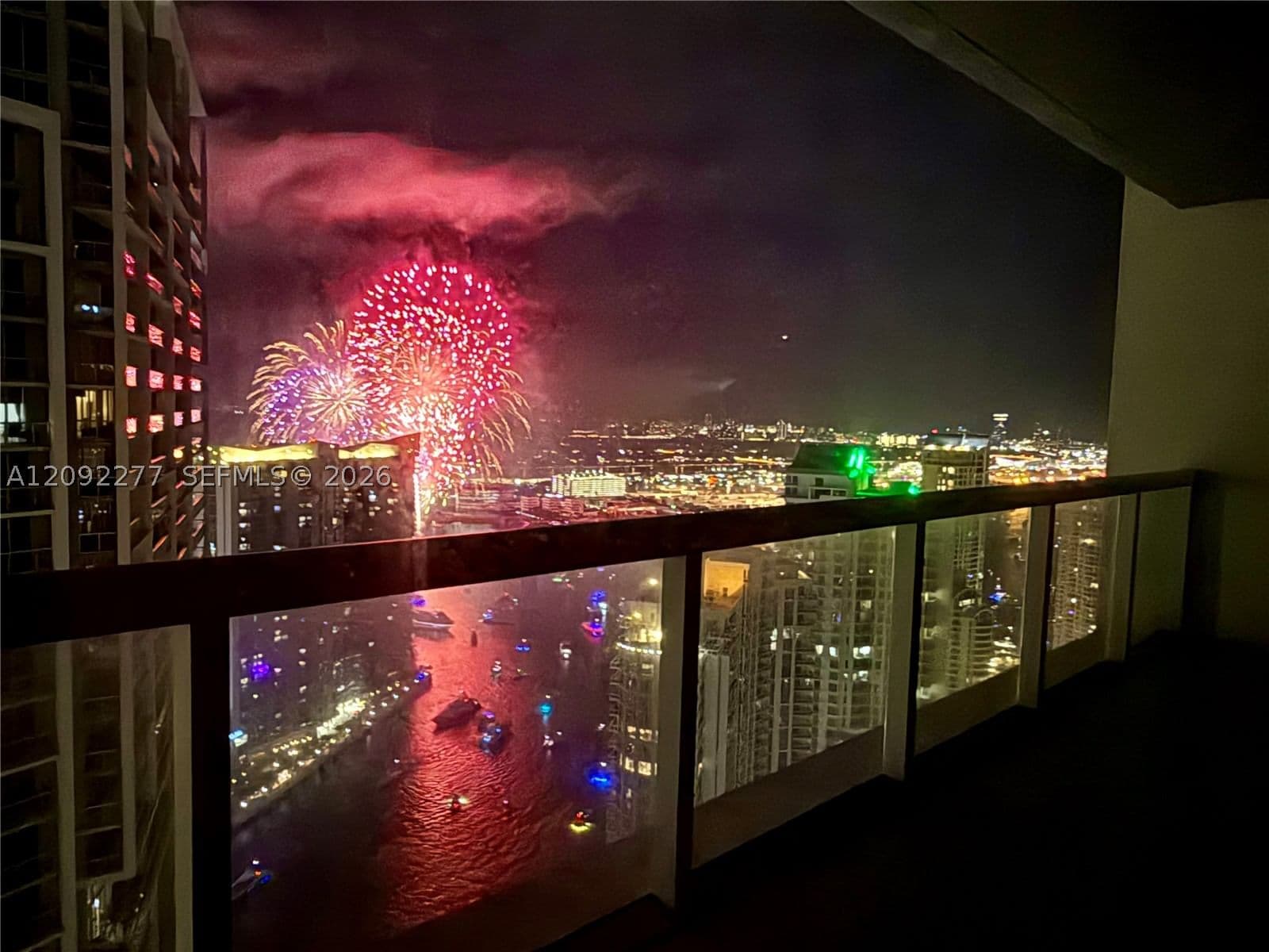1+1 Condo — 495 Brickell Ave #5106, Miami, FL 33131