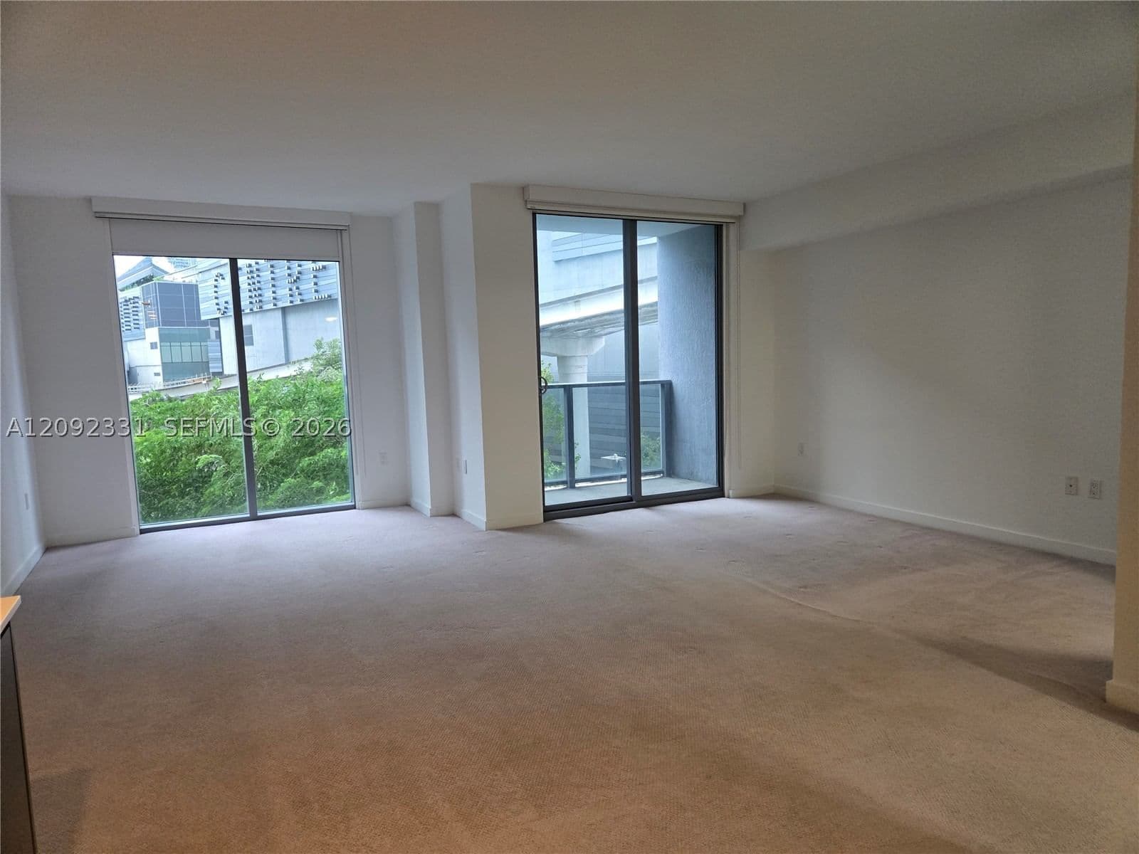 Condo — 31 6th St #503, Miami, FL 33131