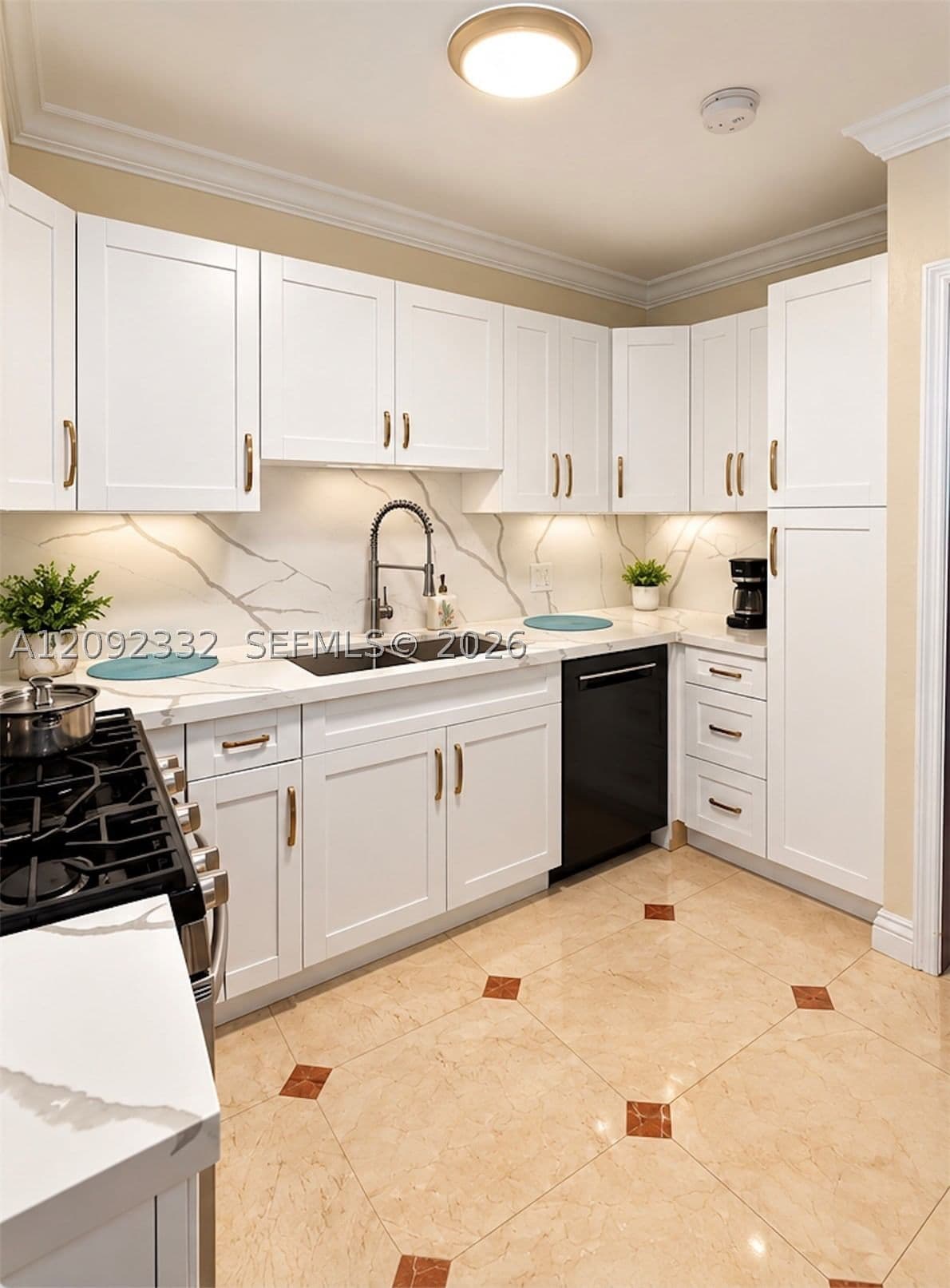 DAVID WILLIAM HOTEL CONDO — ilan fotoğrafı