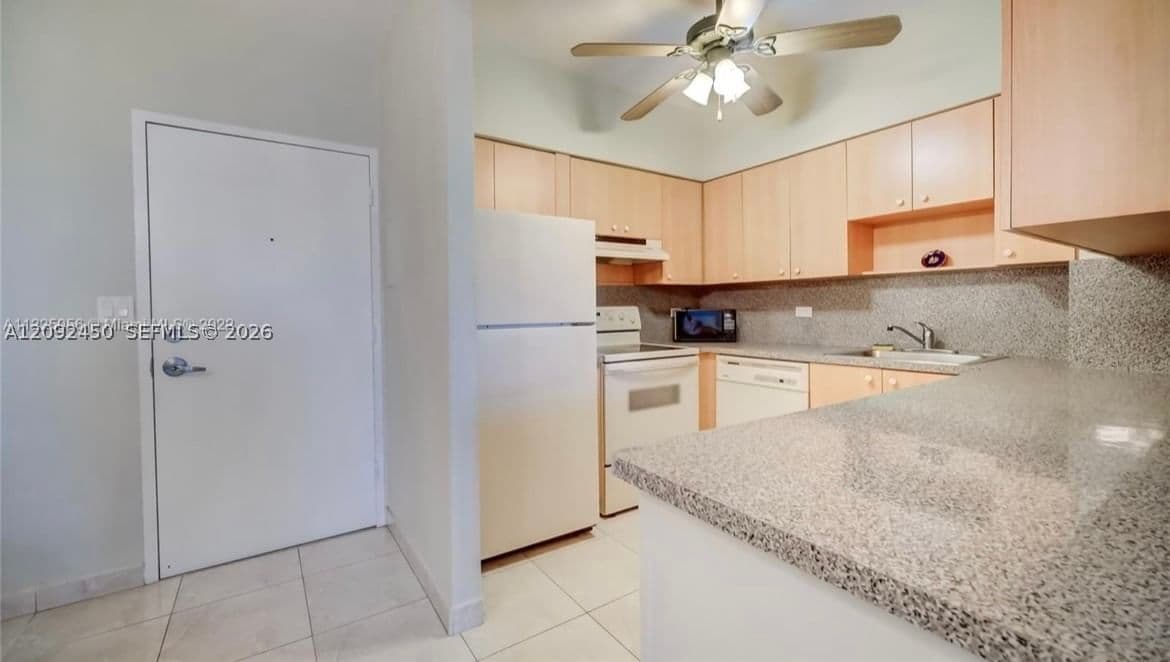 2+1 Condo — 7441 Wayne Ave #6L, Miami Beach, FL 33141