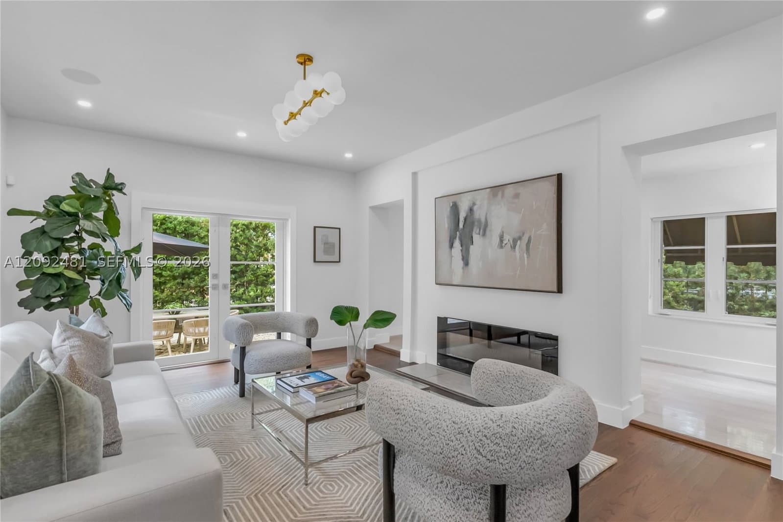 4+1 Müstakil ev — 1222 Cortez St, Coral Gables, FL 33134