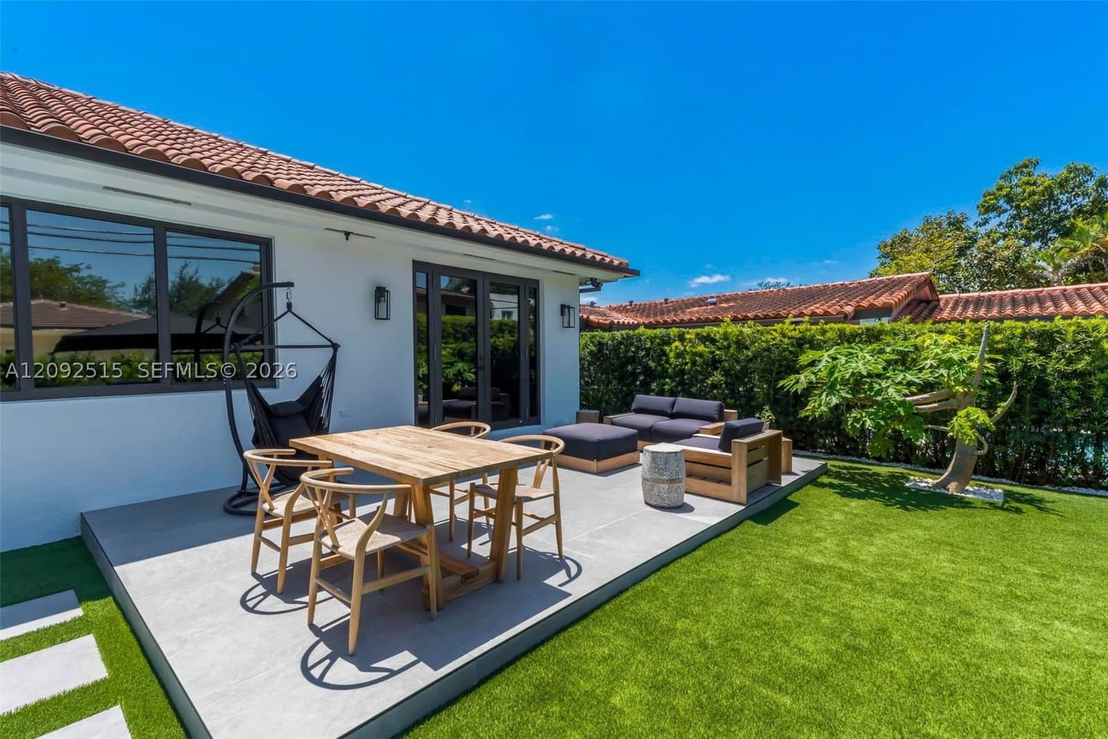 4+1 Müstakil ev — 1543 Bird Rd #-, Coral Gables, FL 33146
