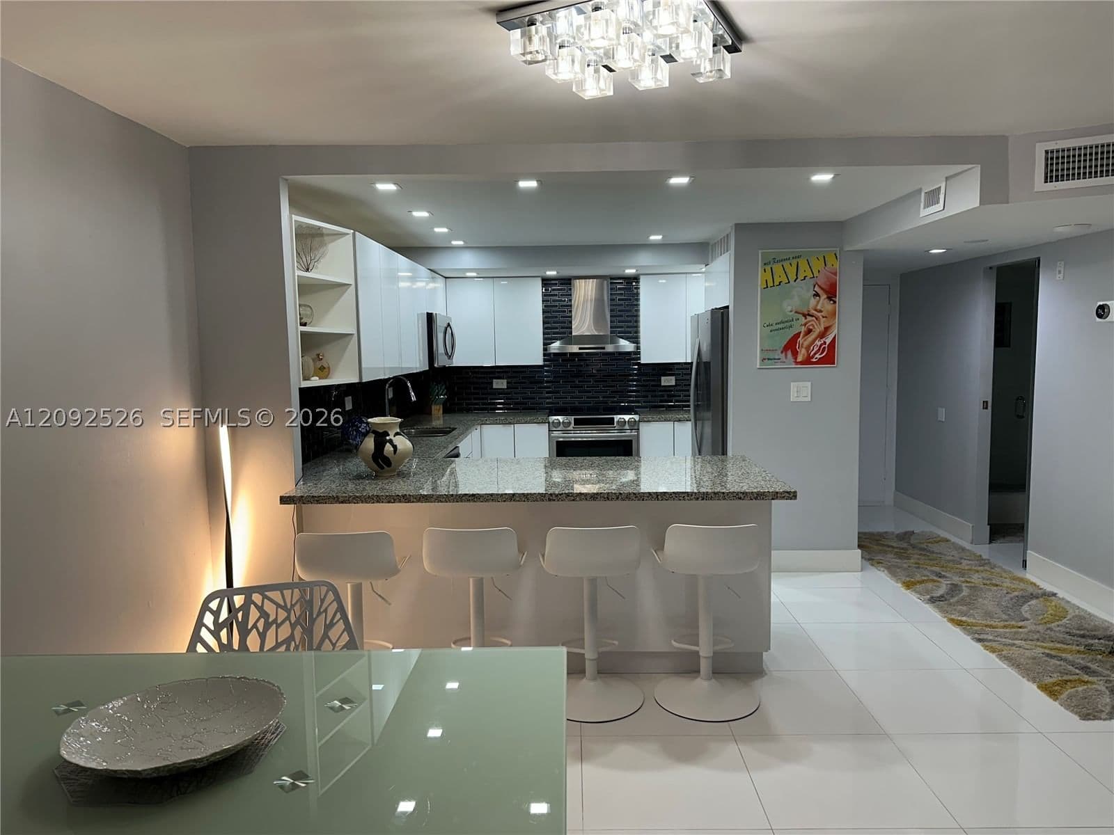 2+1 Condo — 6039 Collins Ave #721, Miami Beach, FL 33140