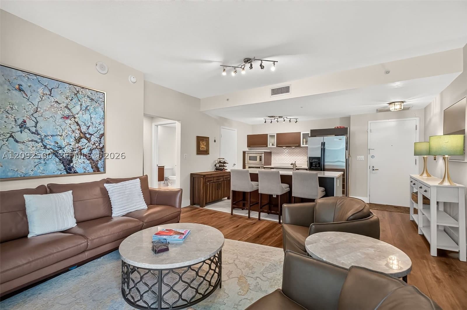 1+1 Condo — 1900 Bayshore Dr #2717, Miami, FL 33132