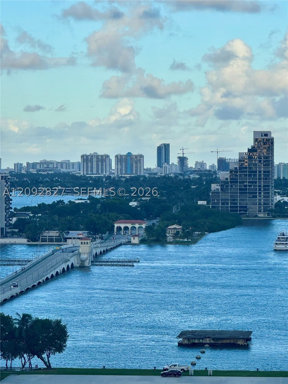 2+1 Condo — 1400 Biscayne Blvd. #1403, Miami, FL 33132