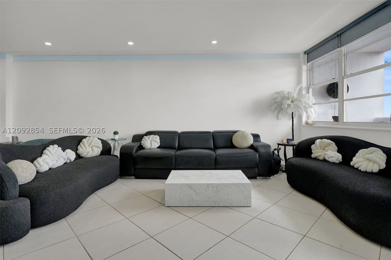 1-bedroom Condo — 6770 Indian Creek Dr #12S, Miami Beach, FL 33141