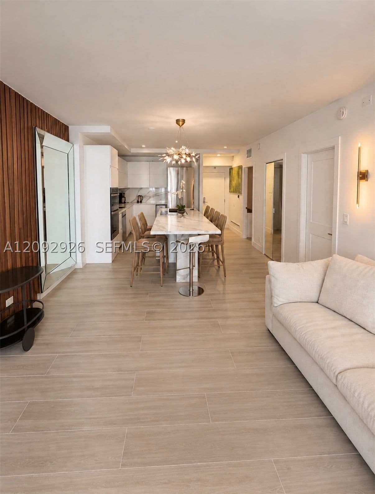 2-bedroom Condo — 2301 Collins Ave #1019, Miami Beach, FL 33139