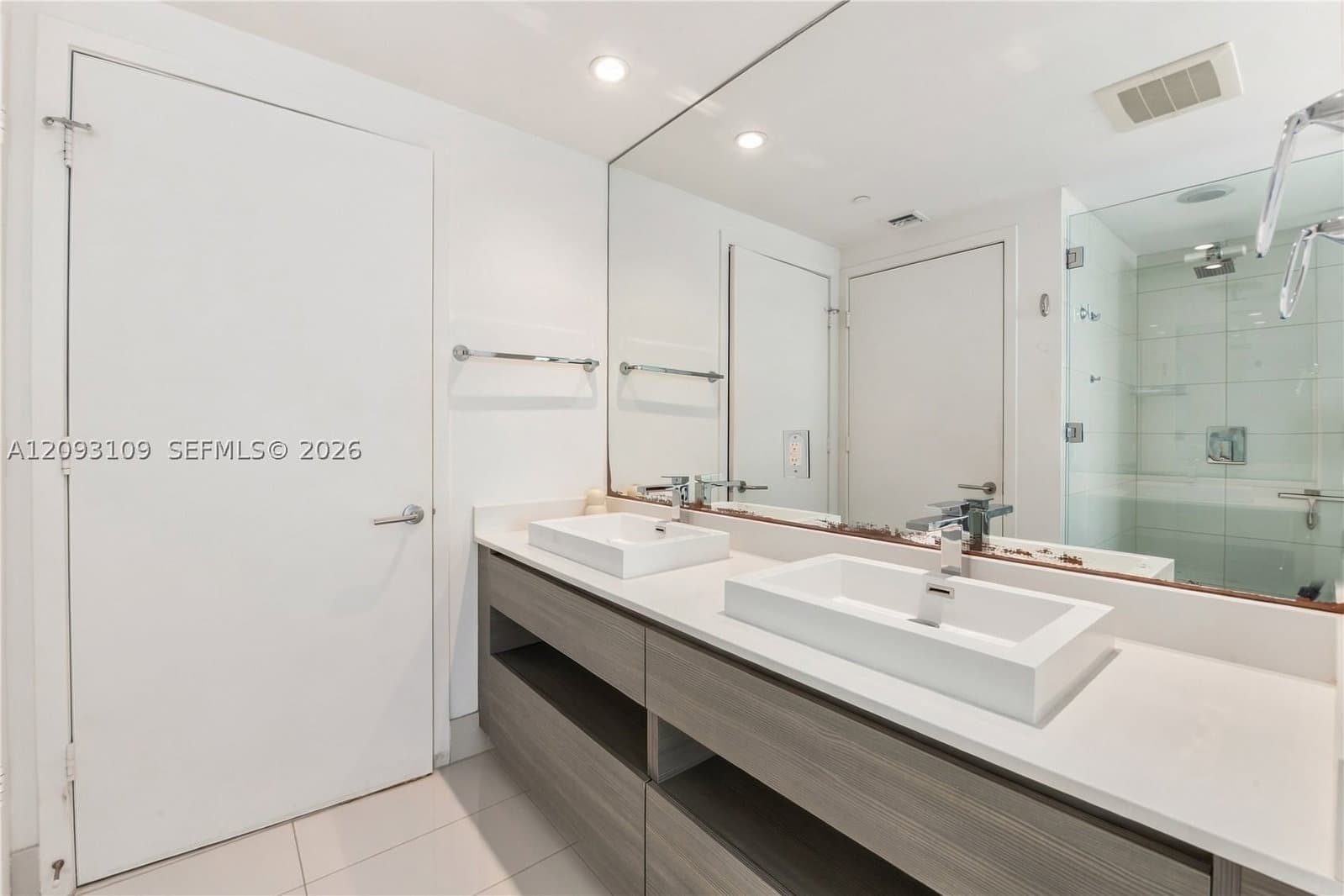 3+1 Condo — 460 28th St #3308, Miami, FL 33137