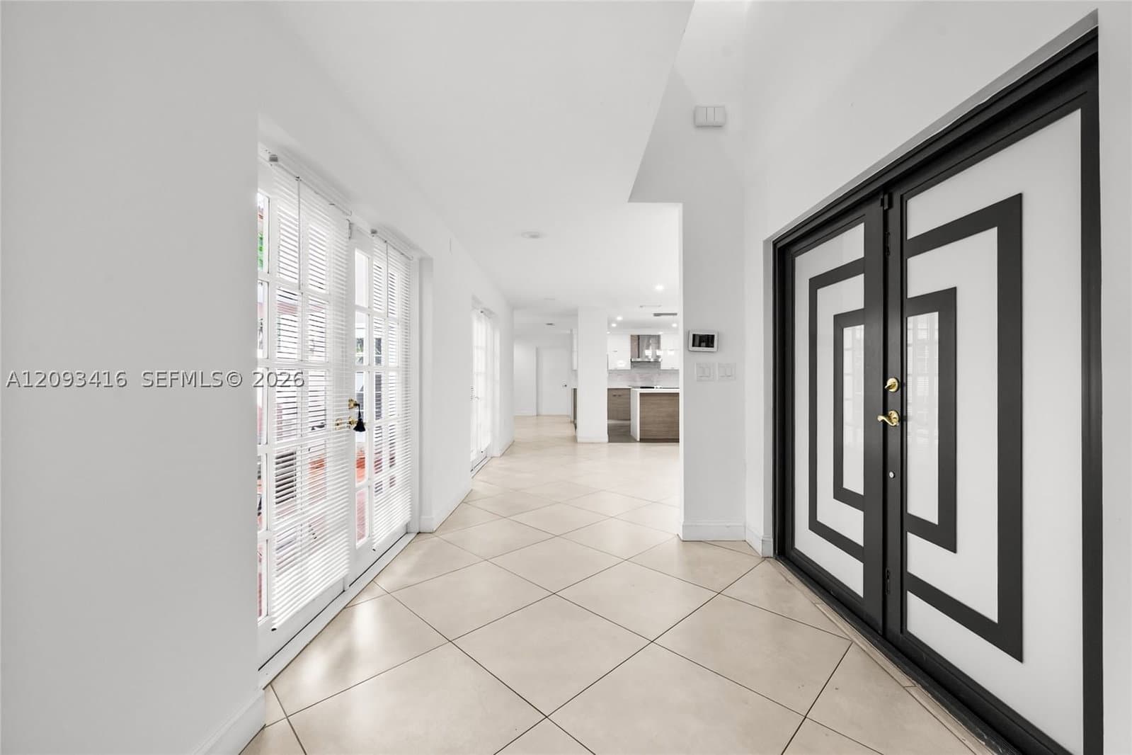 3+1 Müstakil ev — 1543 Dorado Ave, Coral Gables, FL 33146