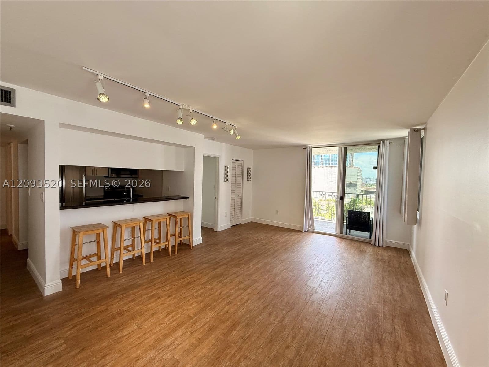2+1 Condo — 800 Miami Ave #E-1008, Miami, FL 33136