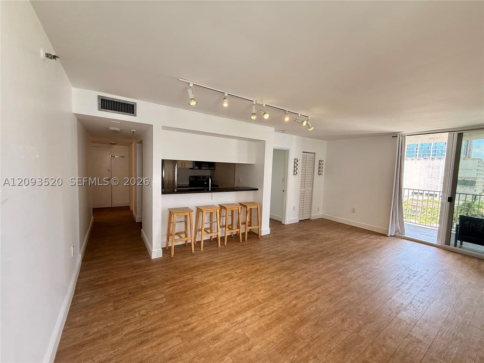 2+1 Condo — 800 Miami Ave #E-1008, Miami, FL 33136