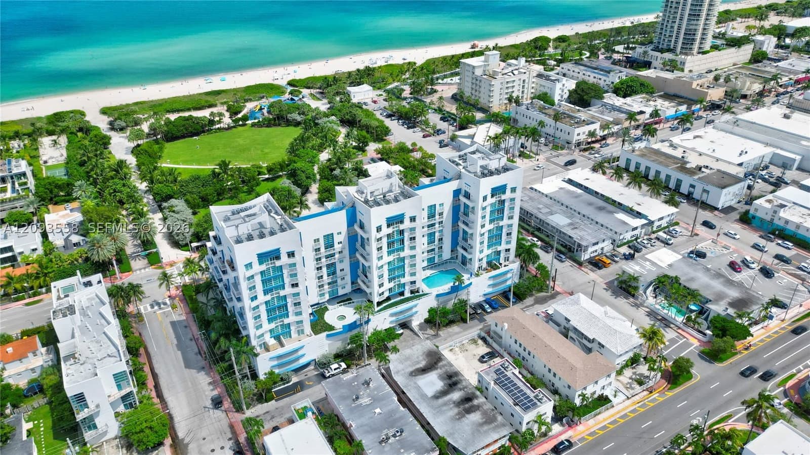 Mülk — 7611 Harding Ave #2, Miami Beach, FL 33141