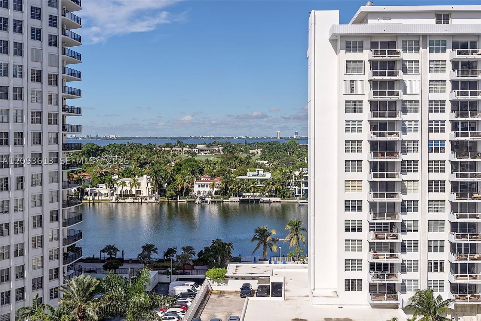 1+1 Condo — 5701 Collins Ave #1007, Miami Beach, FL 33140